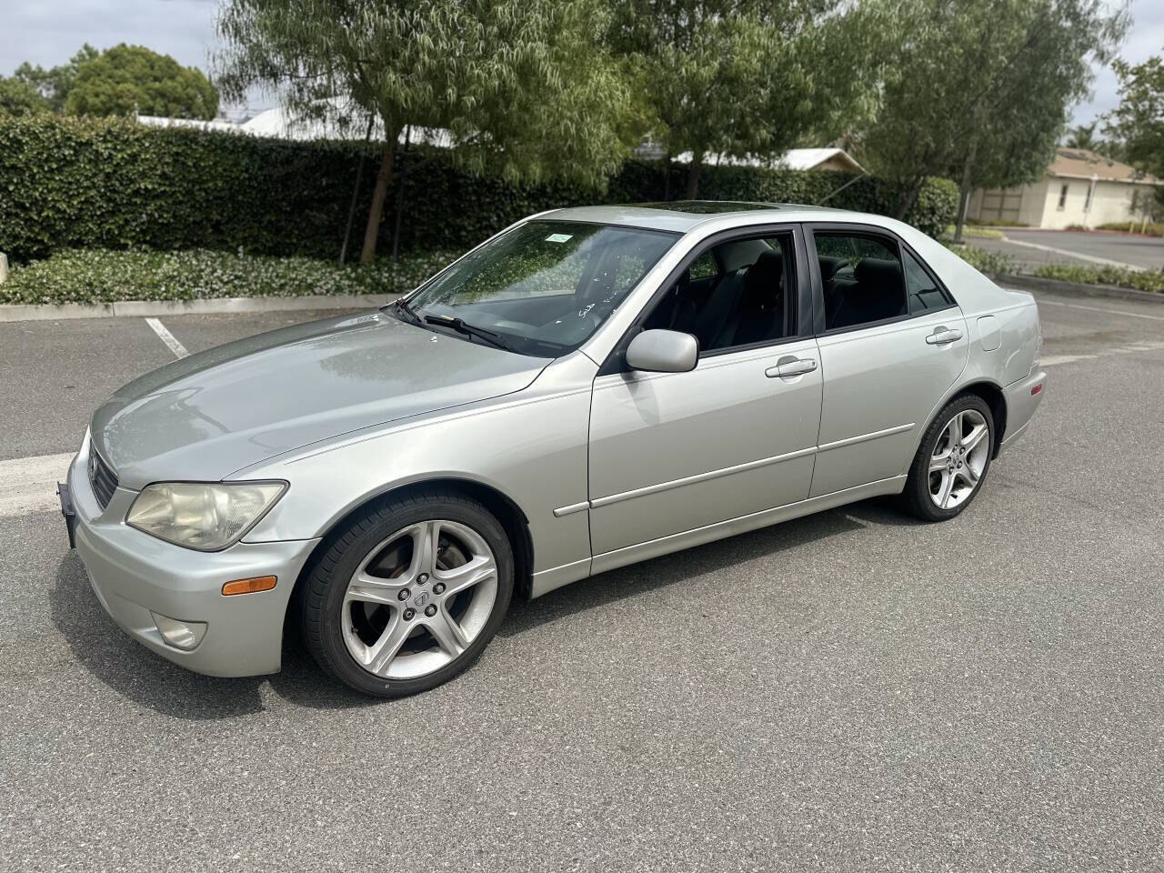 Lexus IS