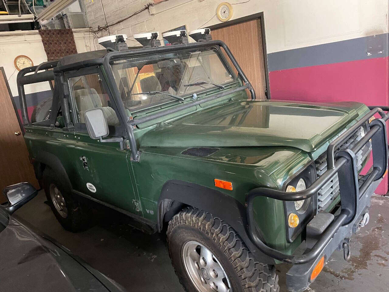 Land Rover Defender