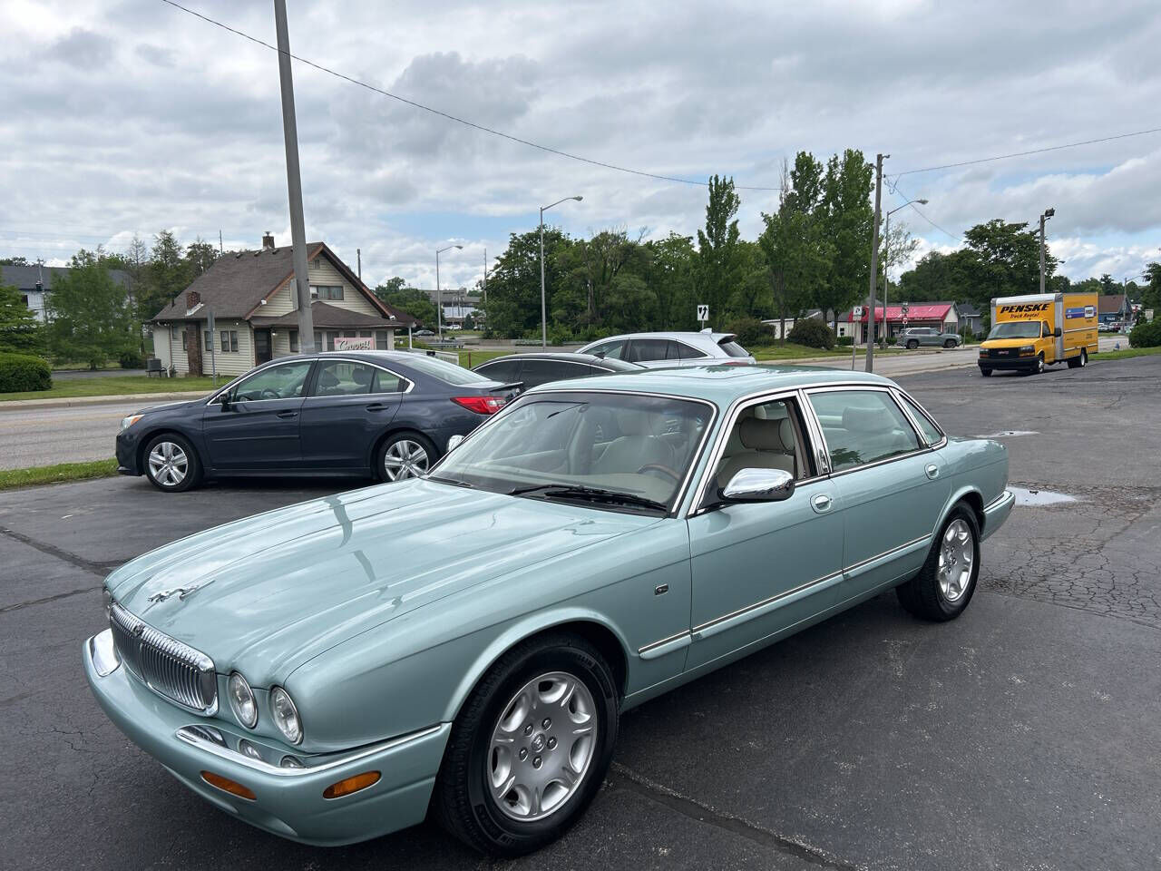 2001 JAGUAR Vanden Plas