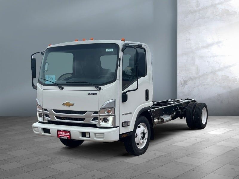 2025 CHEVROLET 5500XG