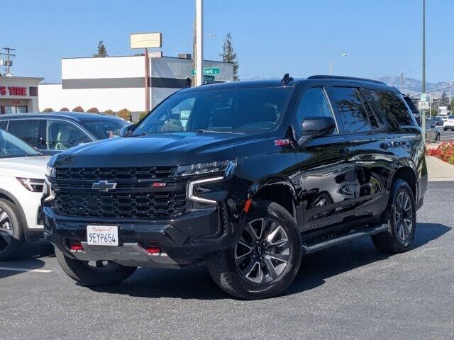 2023 CHEVROLET Tahoe