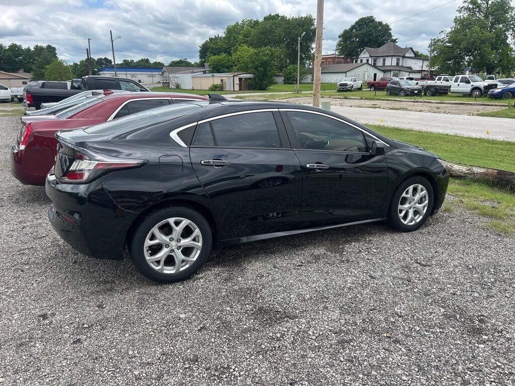 2018 CHEVROLET Volt