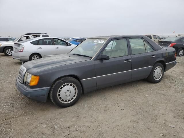 Mercedes-Benz 300