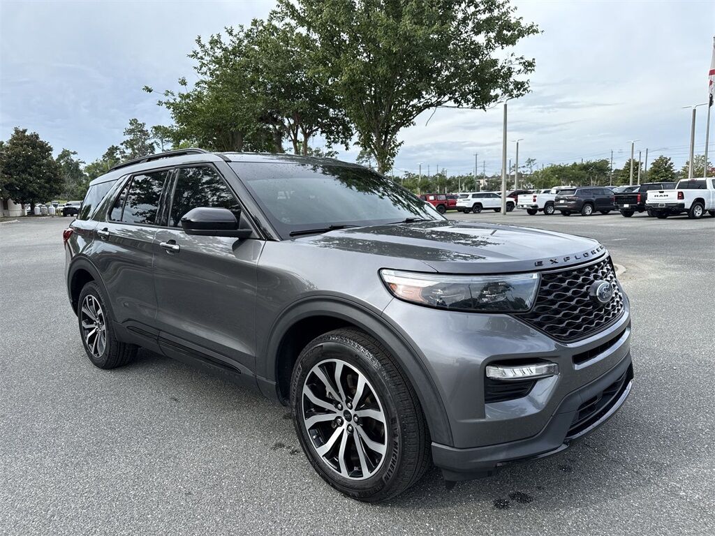 2022 FORD Explorer