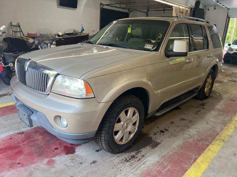 Lincoln Aviator