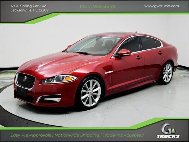 Jaguar XF