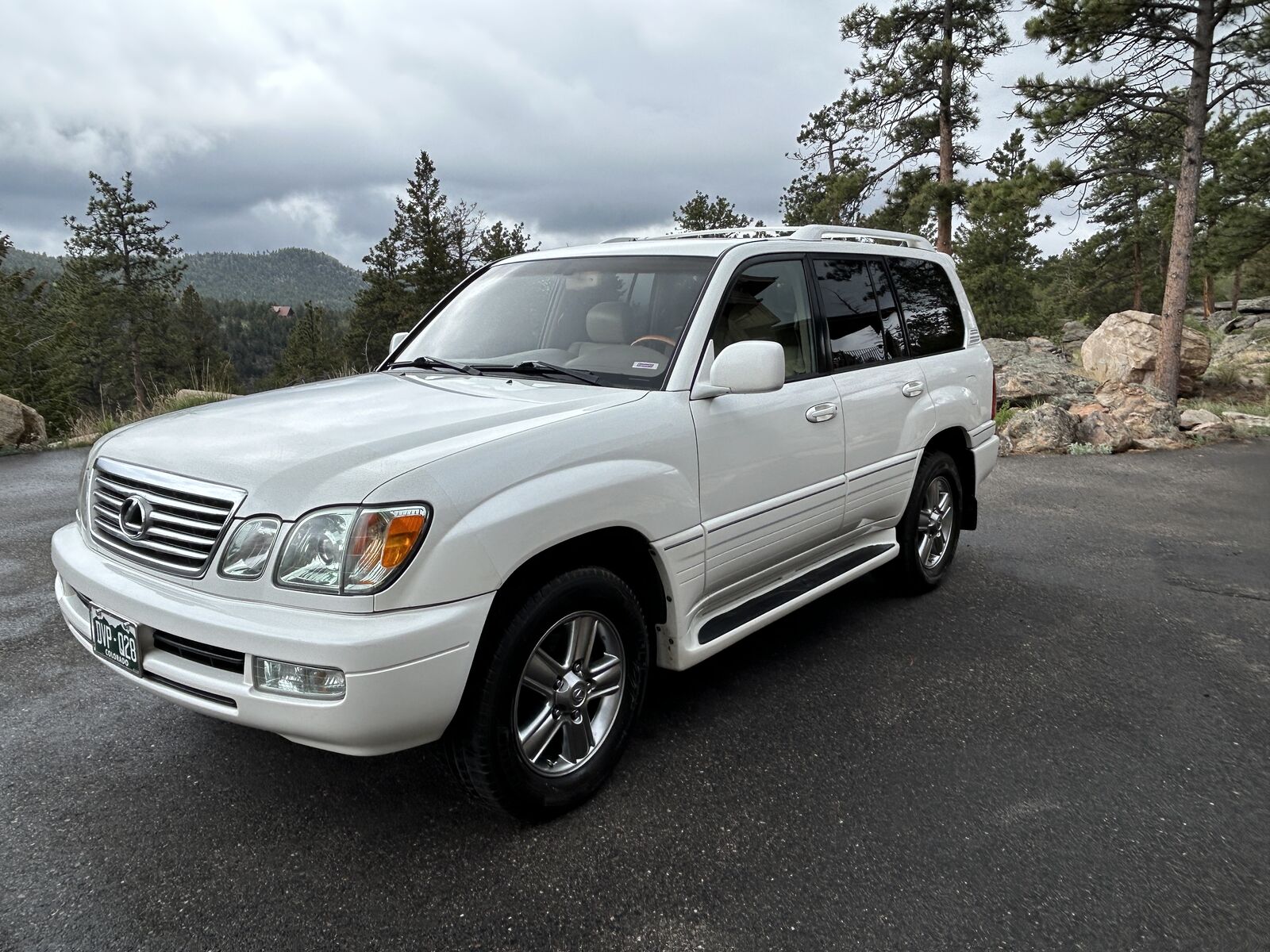 Lexus LX
