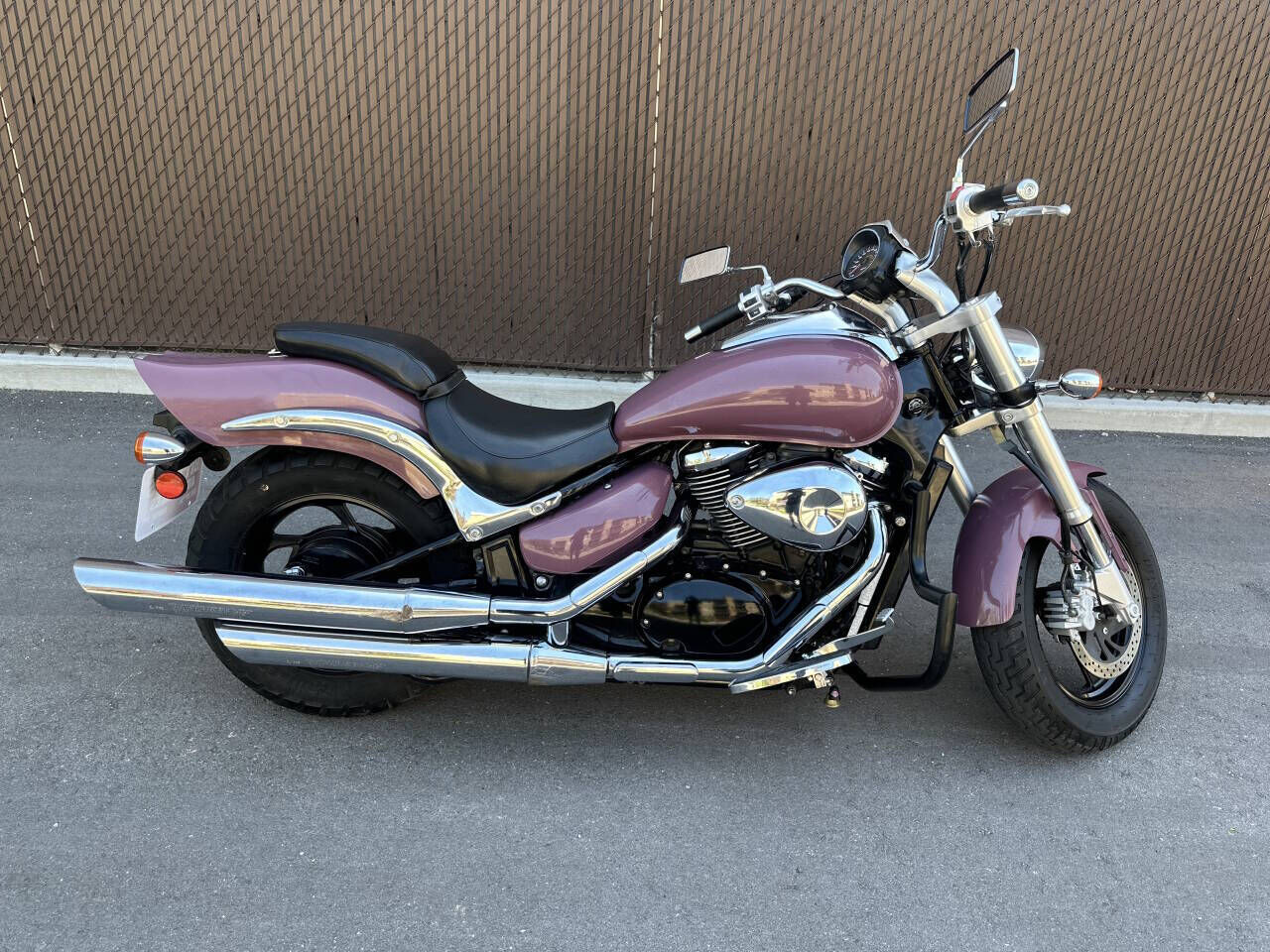 Suzuki VZ800