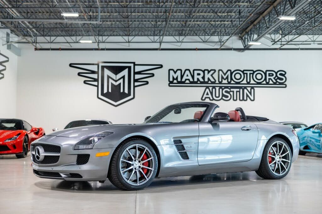 Mercedes-Benz SLS-Class