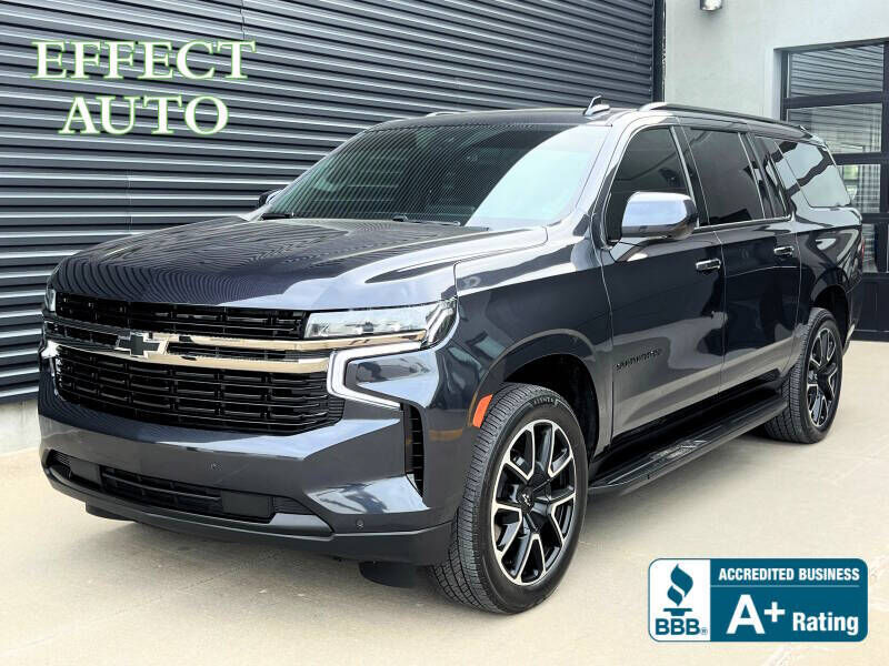 2023 CHEVROLET Suburban