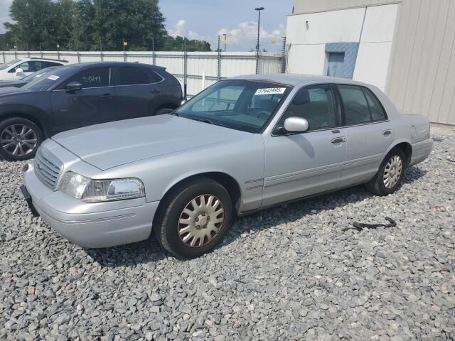 Ford Crown Victoria