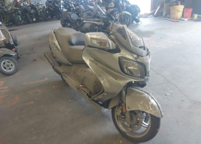Suzuki AN650K
