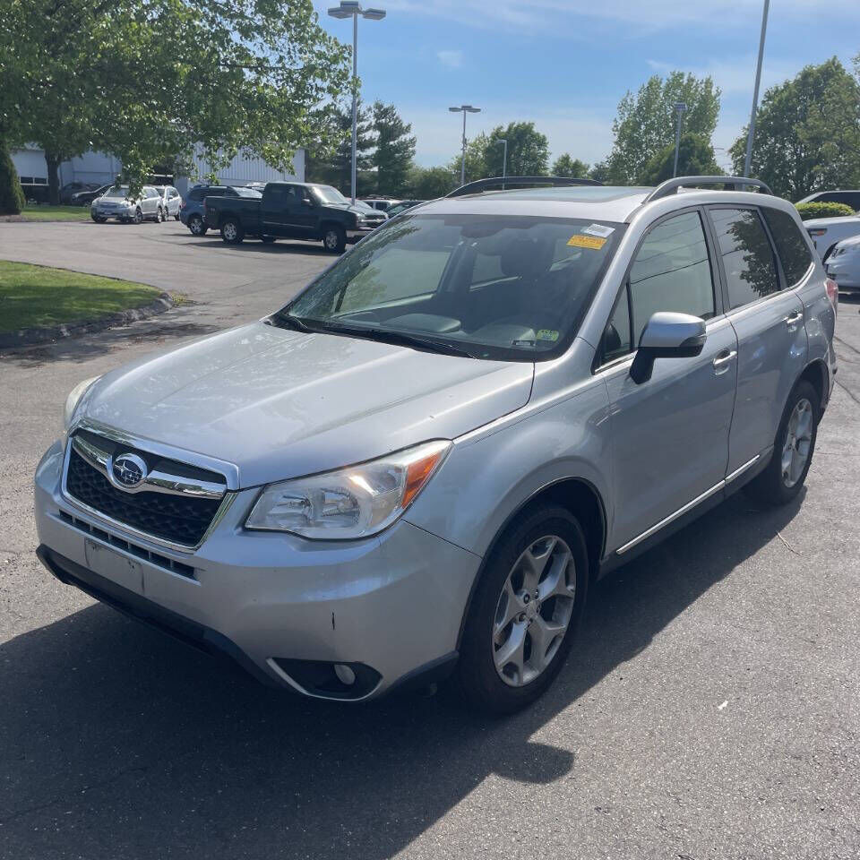 2015 SUBARU Forester
