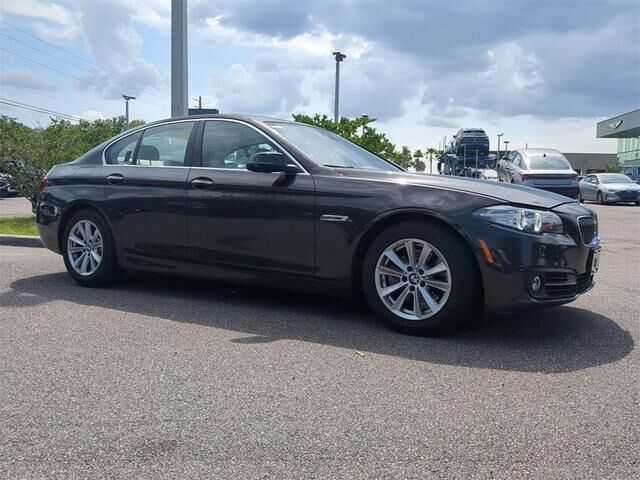 BMW 528i