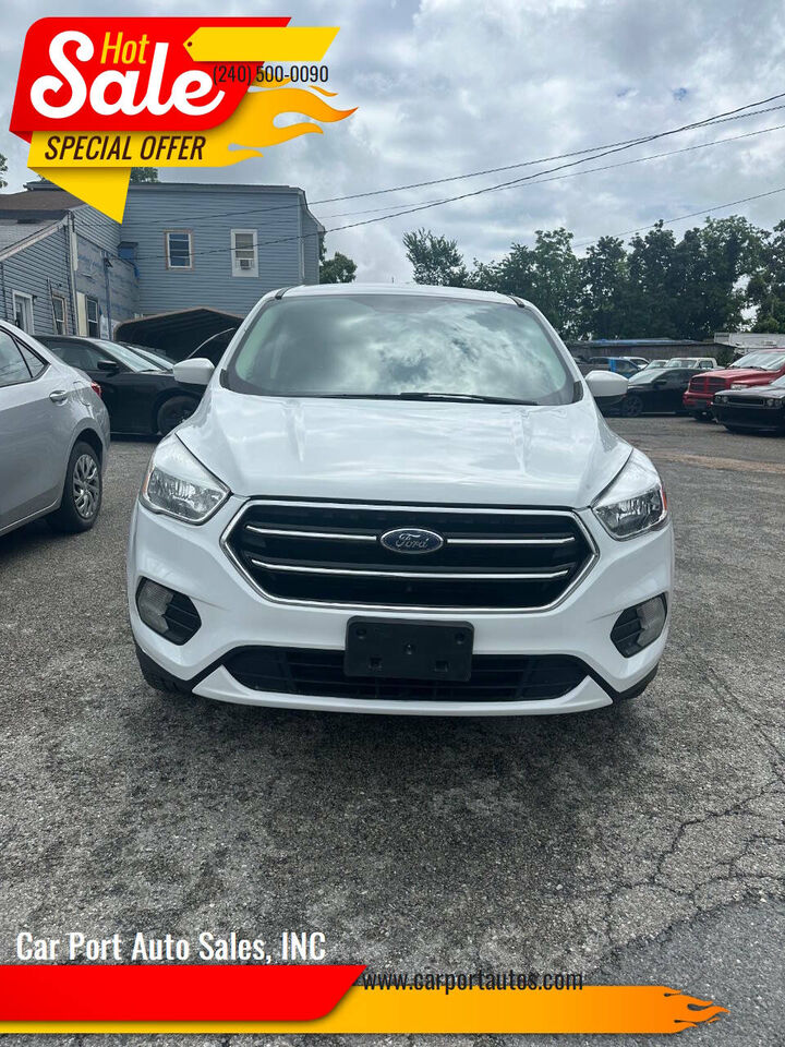 2017 FORD Escape