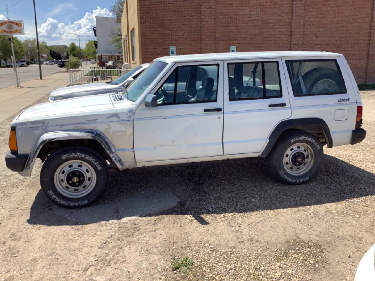 Jeep Cherokee
