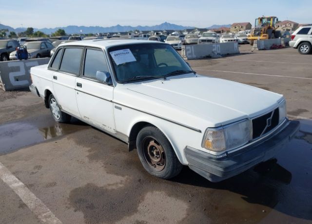 Volvo 240 Series