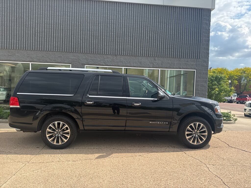 Lincoln Navigator