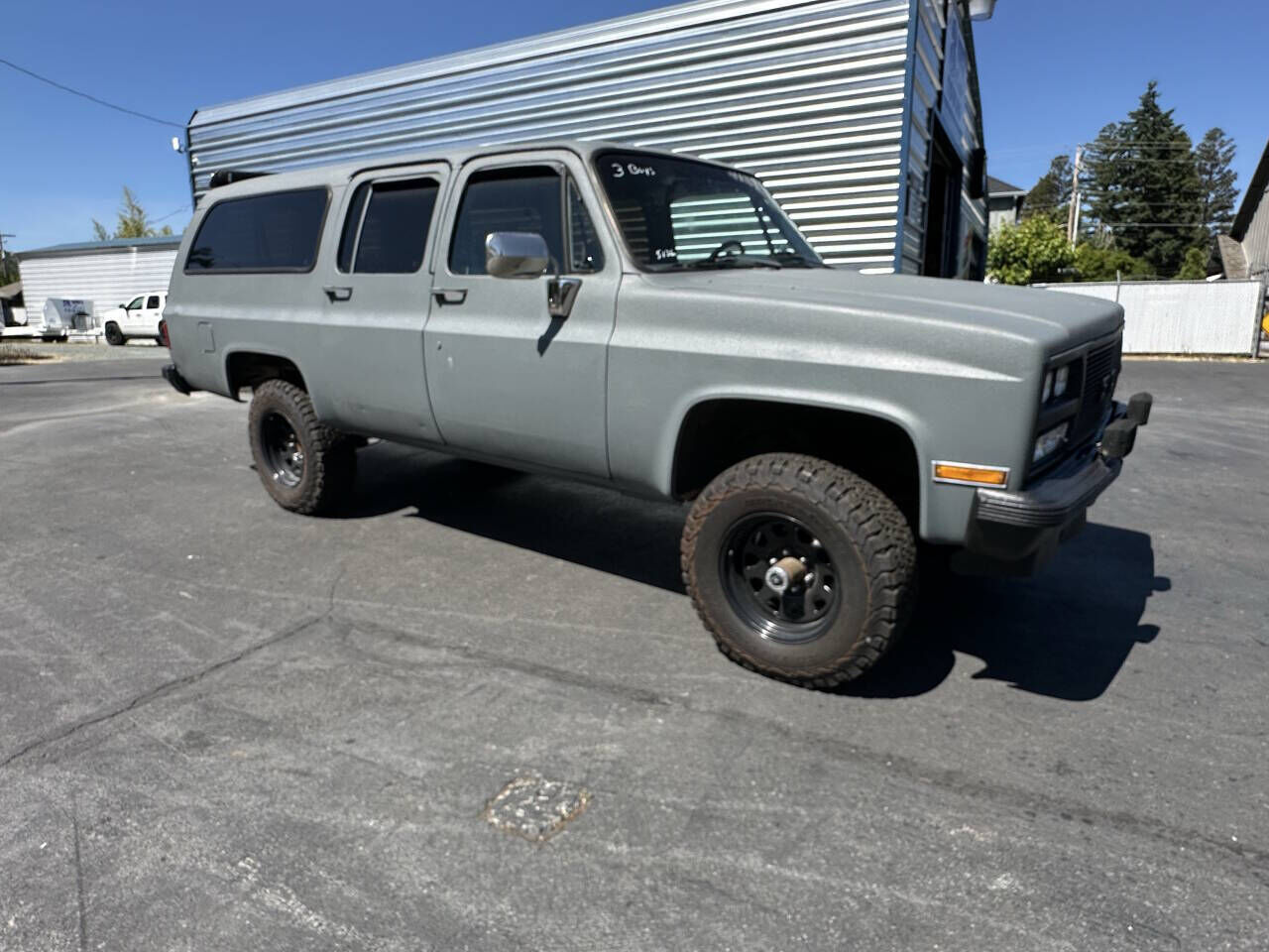 GMC Suburban