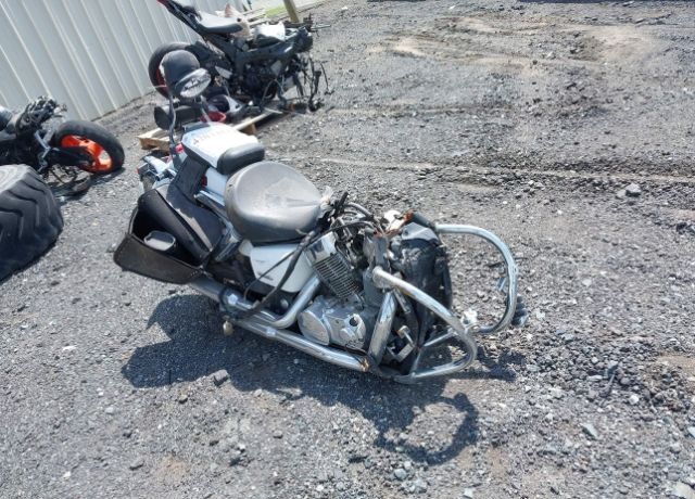 Honda VT750 (Shadow Aero)