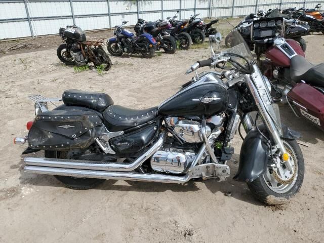 Suzuki VL1500 / VL1500T