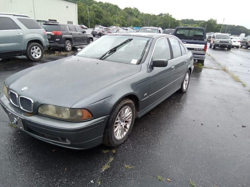 BMW 530i