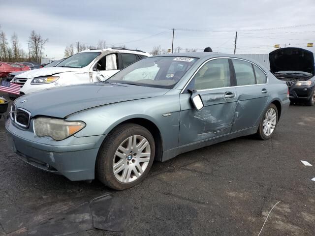 BMW 745i