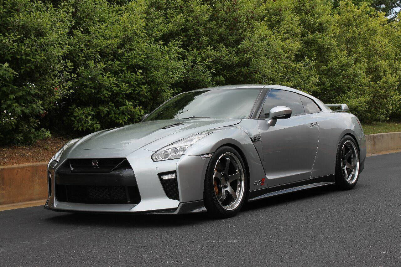 2009 NISSAN GT-R