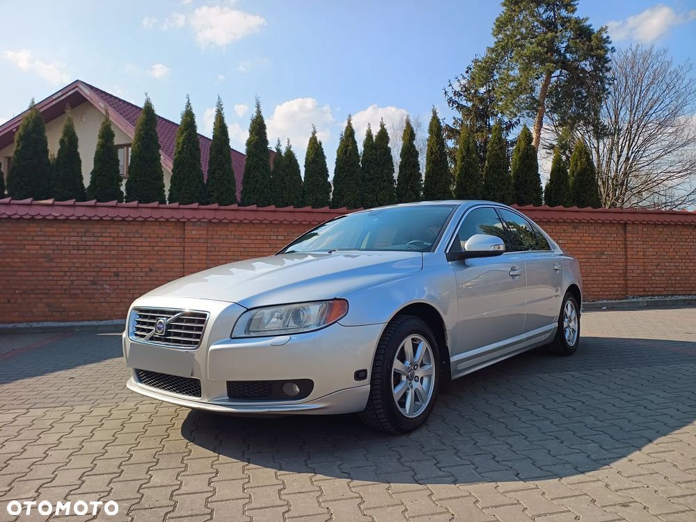 Volvo S80