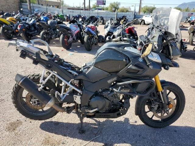 Suzuki DL1000AL/DL1000AAL