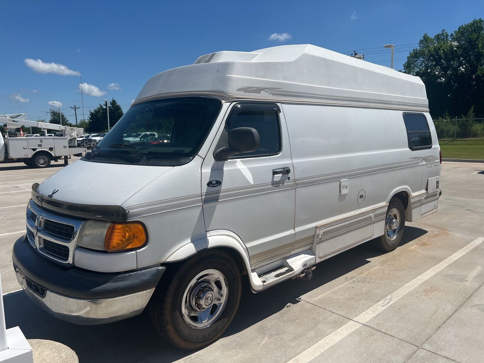 Dodge Ram Van
