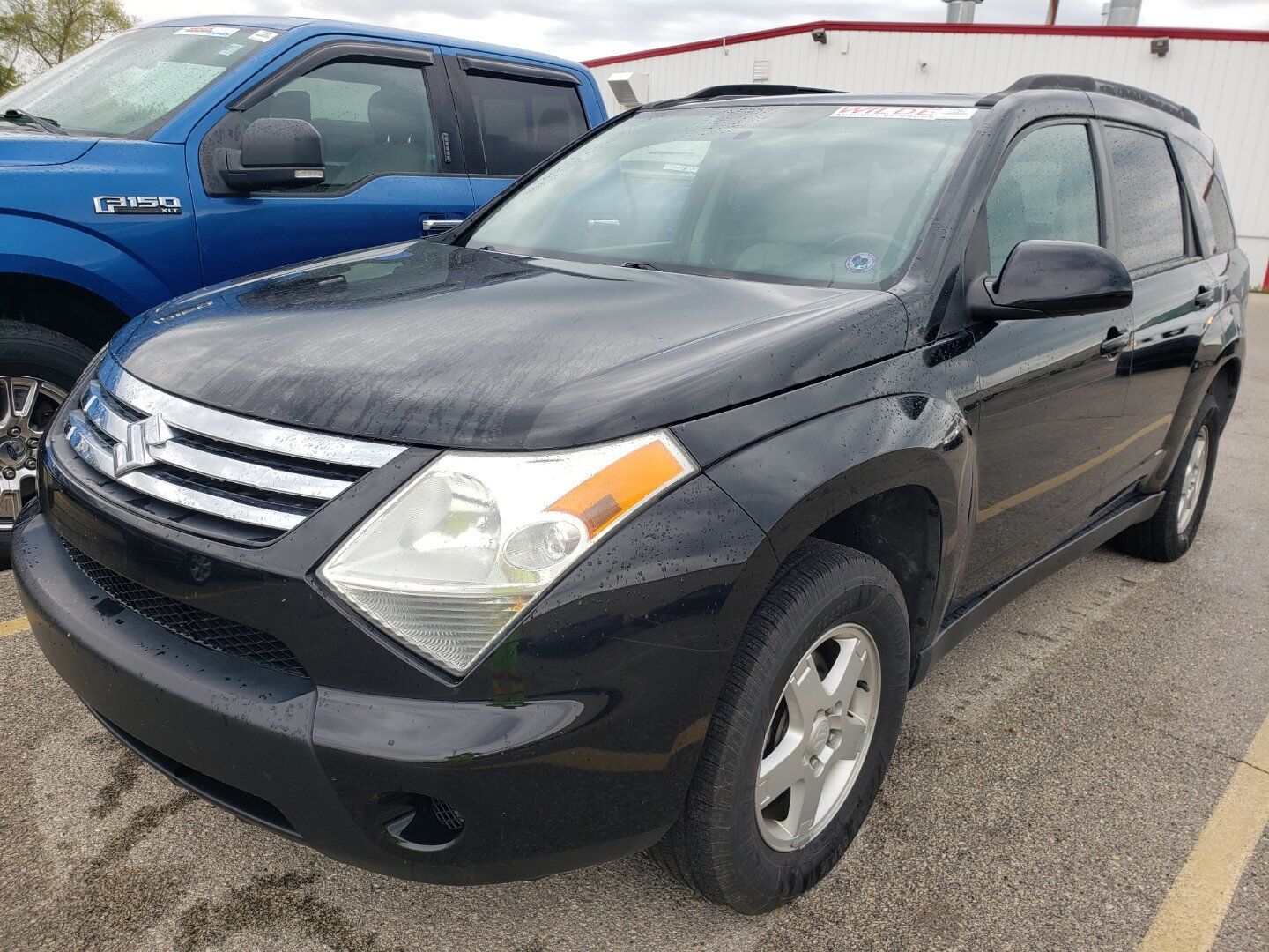 Suzuki XL7