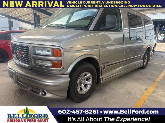 GMC Savana