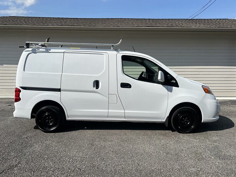 2021 NISSAN NV200