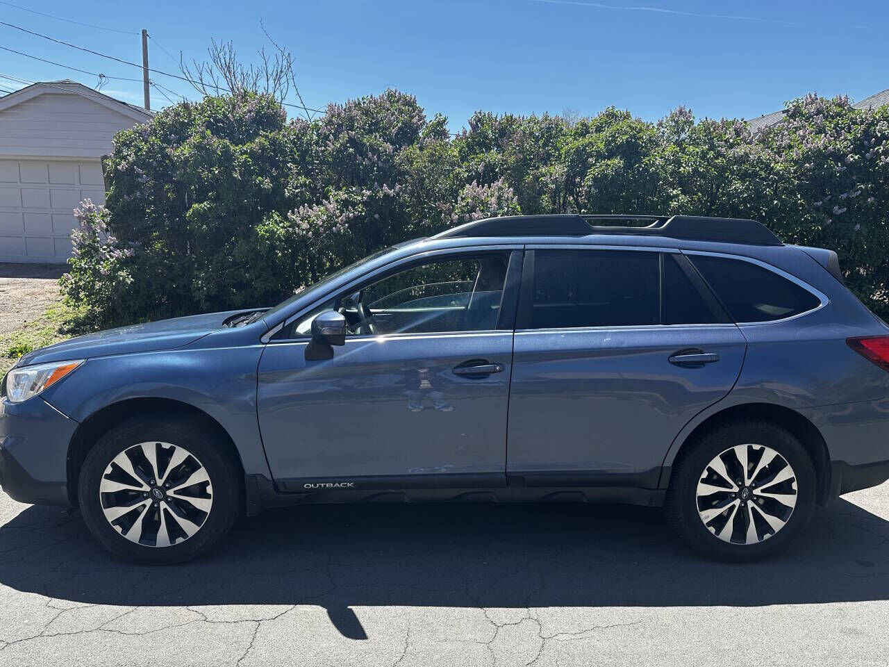 2016 SUBARU Outback