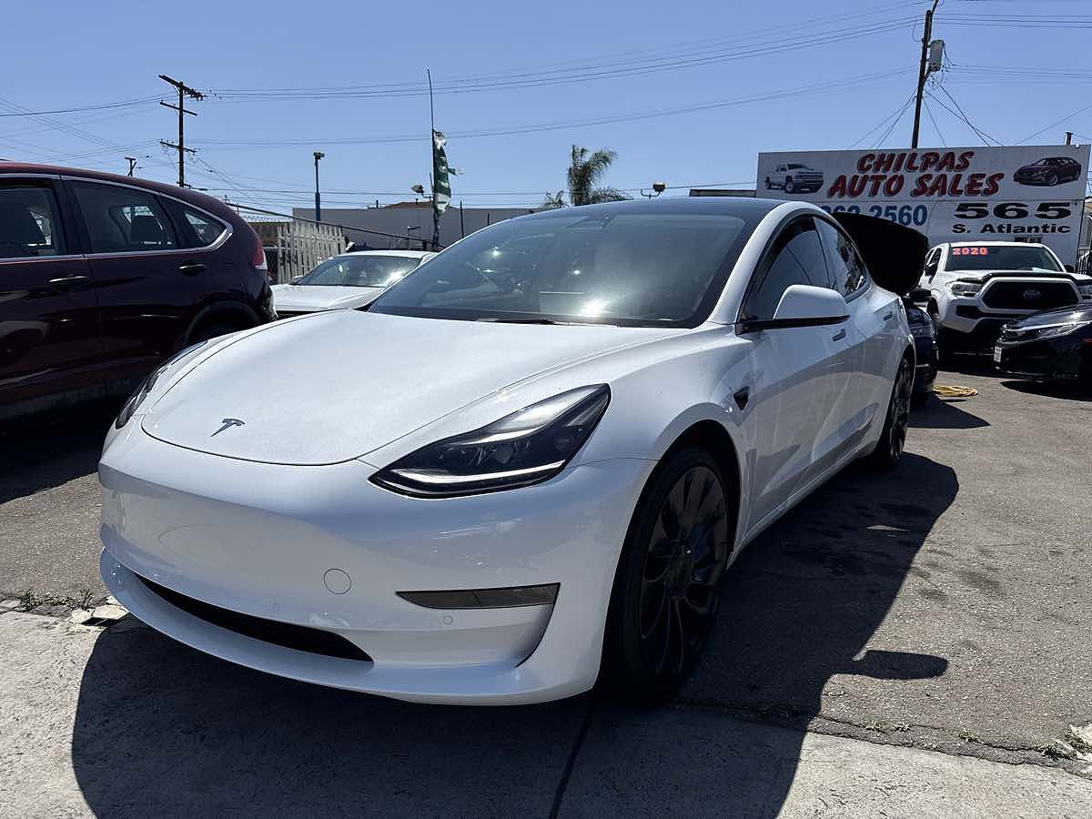 2022 TESLA Model 3