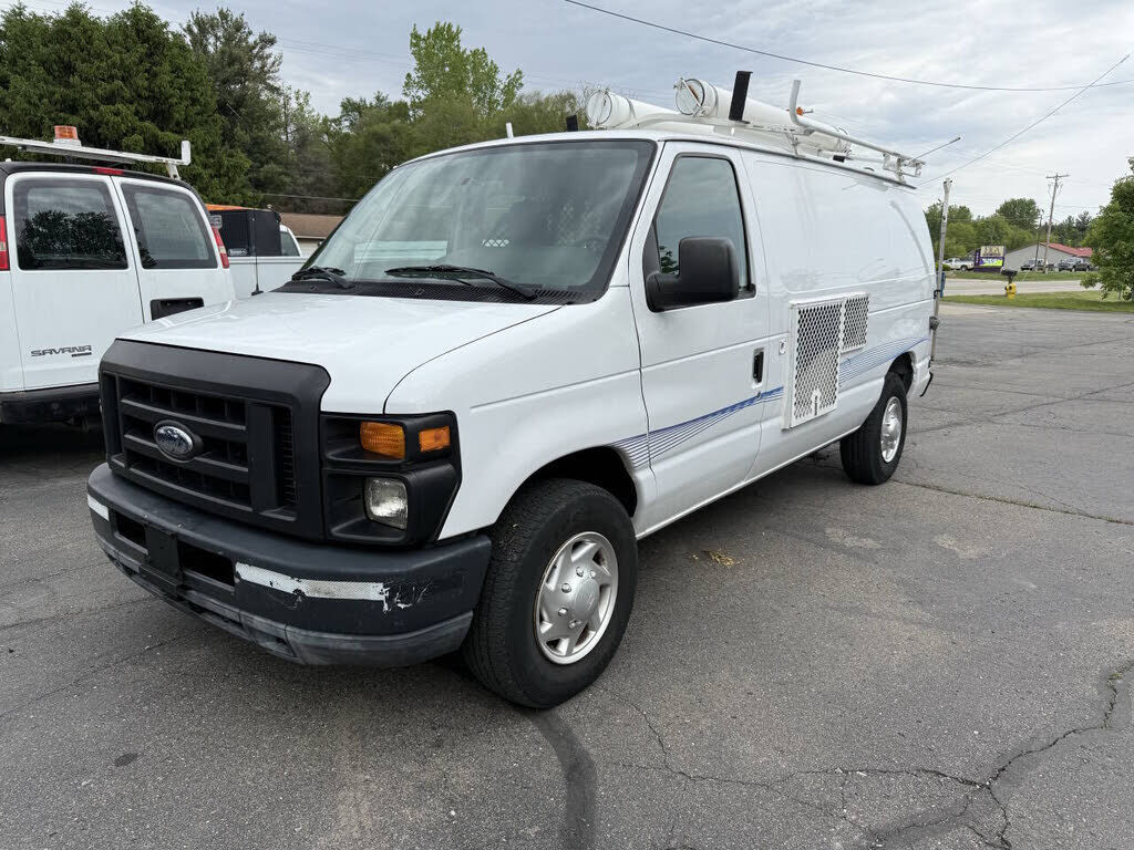 2011 FORD E-250