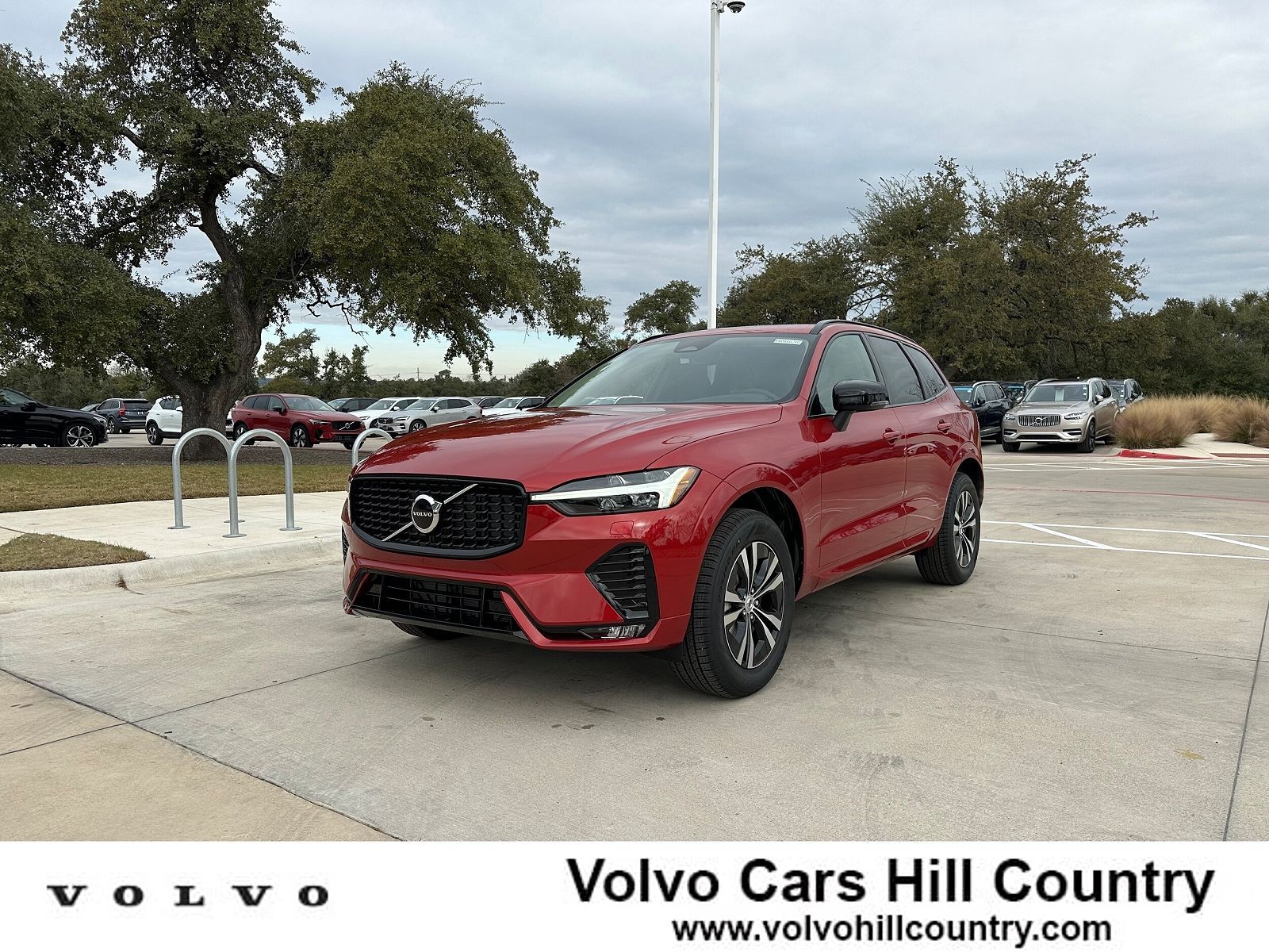2025 VOLVO XC60