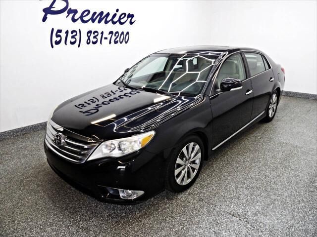 2011 TOYOTA Avalon