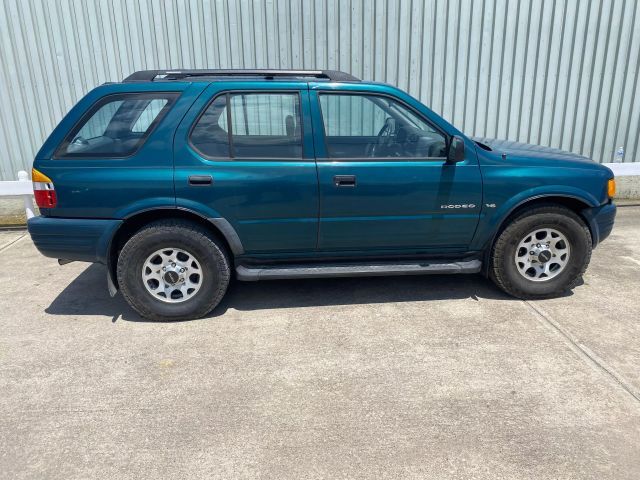 ISUZU