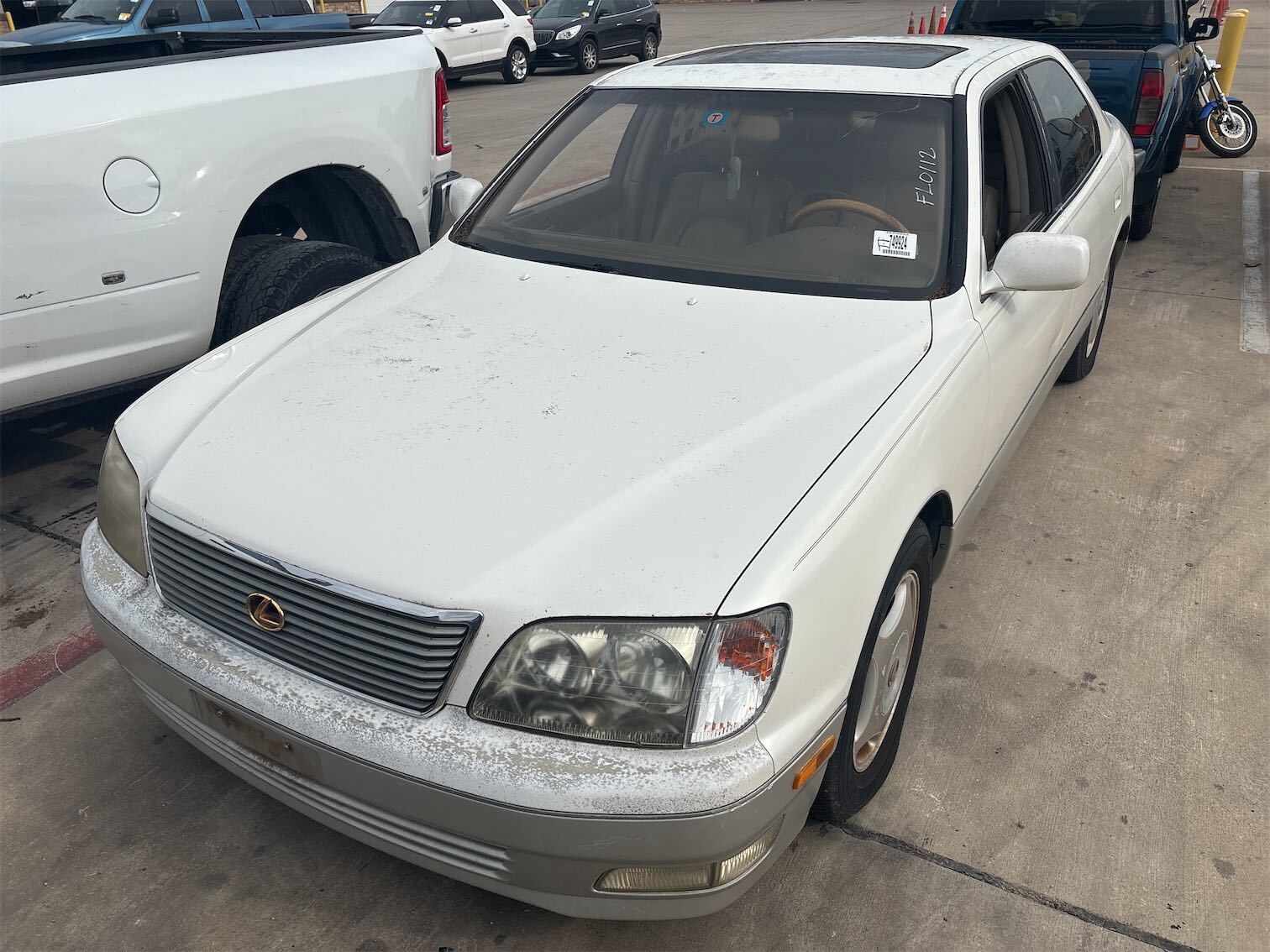 Lexus LS