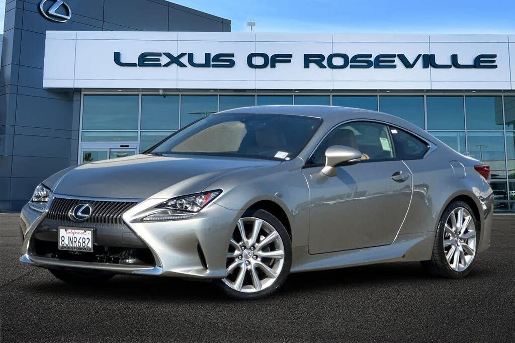 Lexus RC