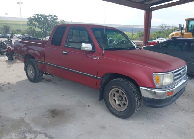 Toyota T100