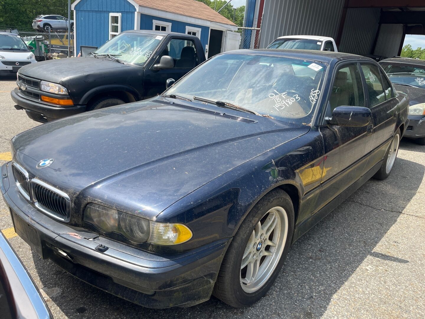 BMW 740i