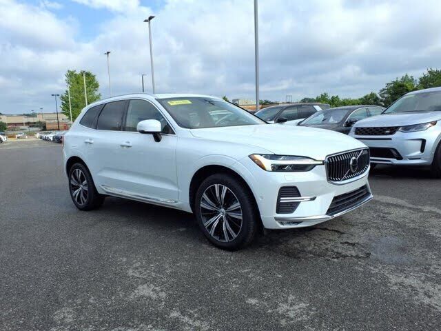 2022 VOLVO XC60