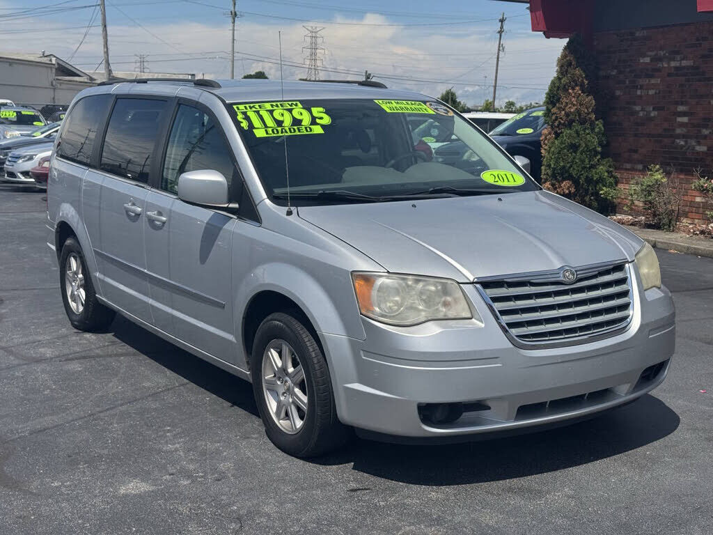 2010 Chrysler Town and Country