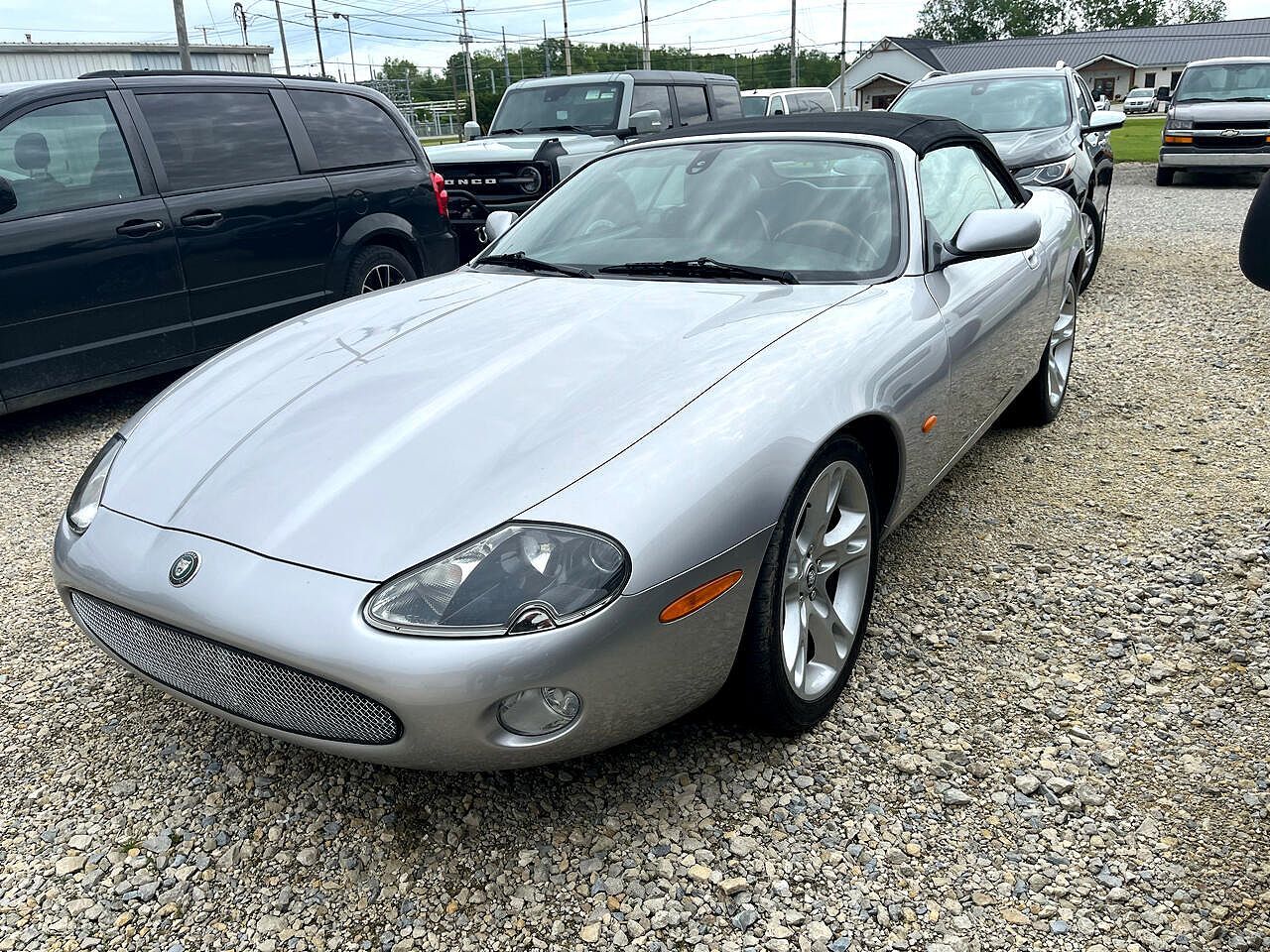 Jaguar XK8