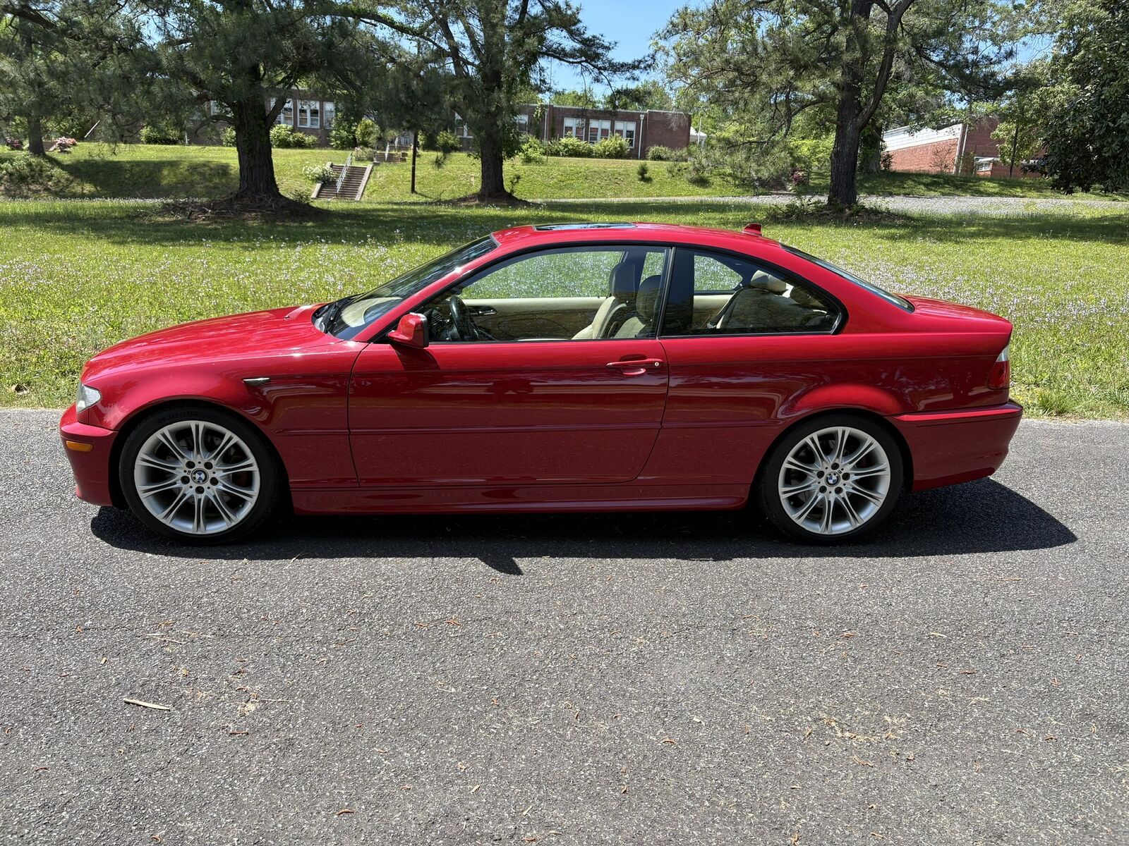 BMW 330i