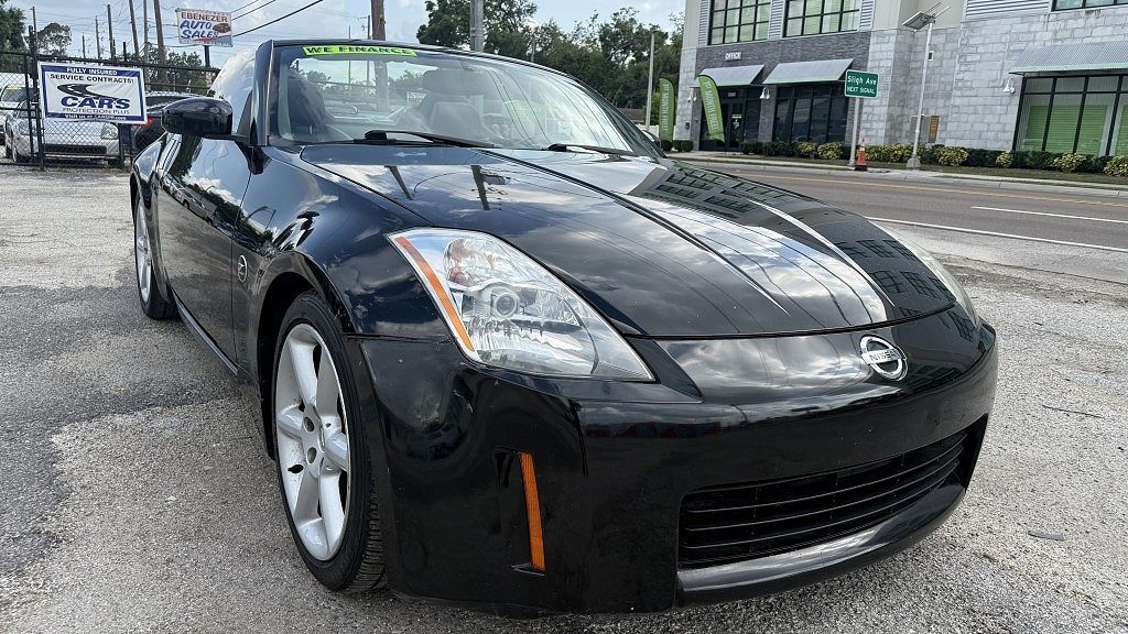 2004 NISSAN 350Z