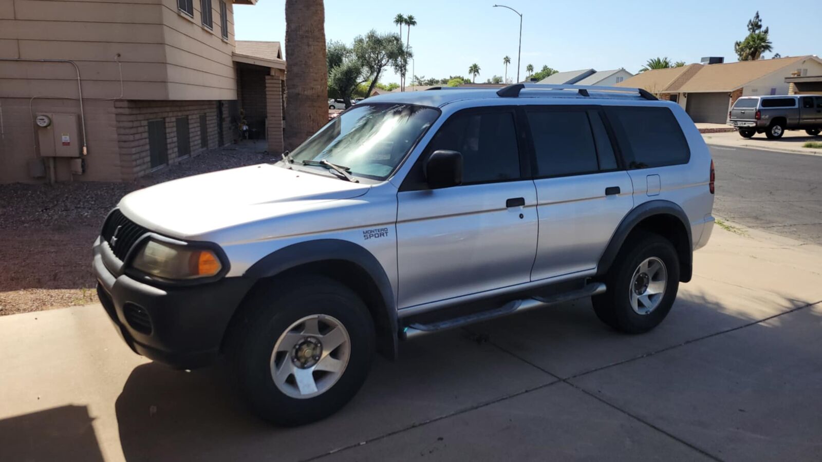 Mitsubishi Montero Sport
